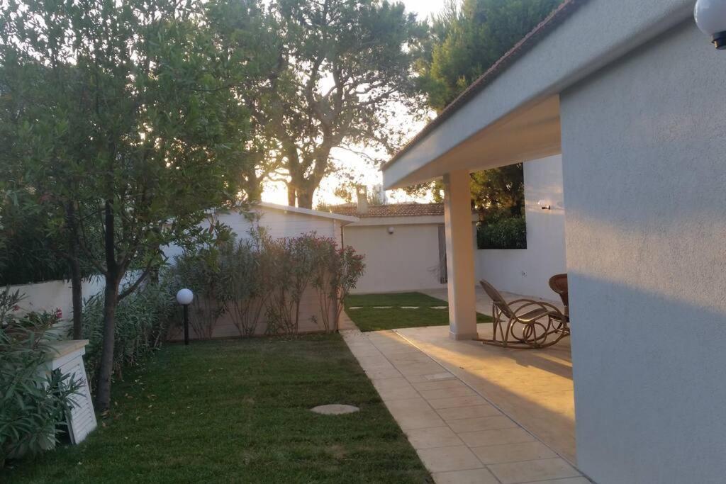 A Marina Di Villa
